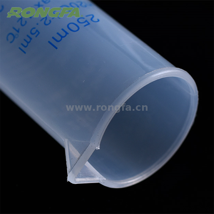 Liquid Plastic Measuring Cup